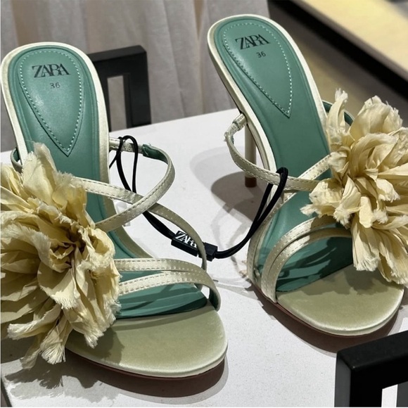 SOLD- Cream and Green Heels with Delicate Straps and Sparkling Embellishments - Picture 1 of 5